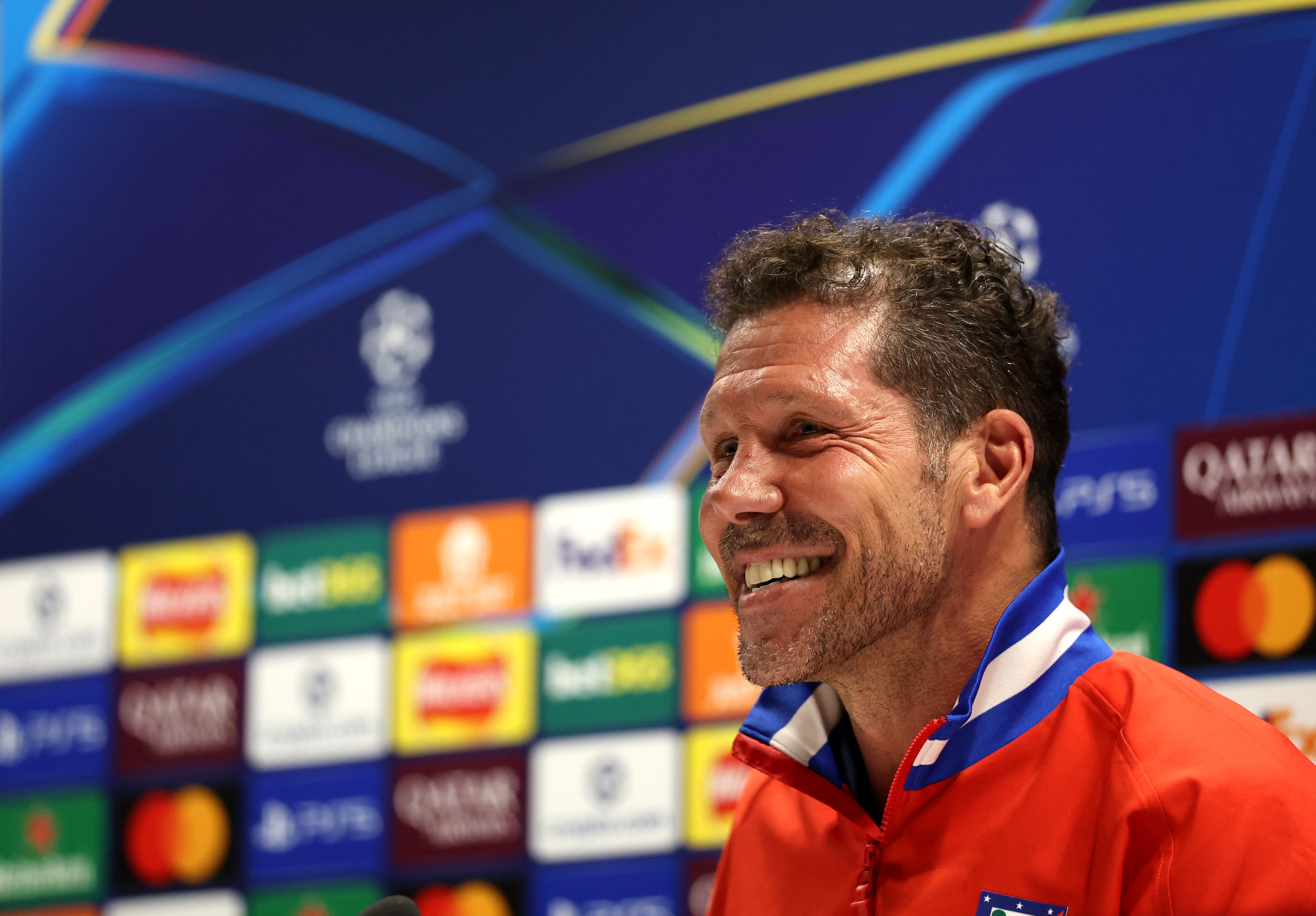 Imagine Stire Diego Simeone i-a făcut pe toți să râdă, chiar înainte de returul Arsenal - Atletico Madrid | 2review.ro
