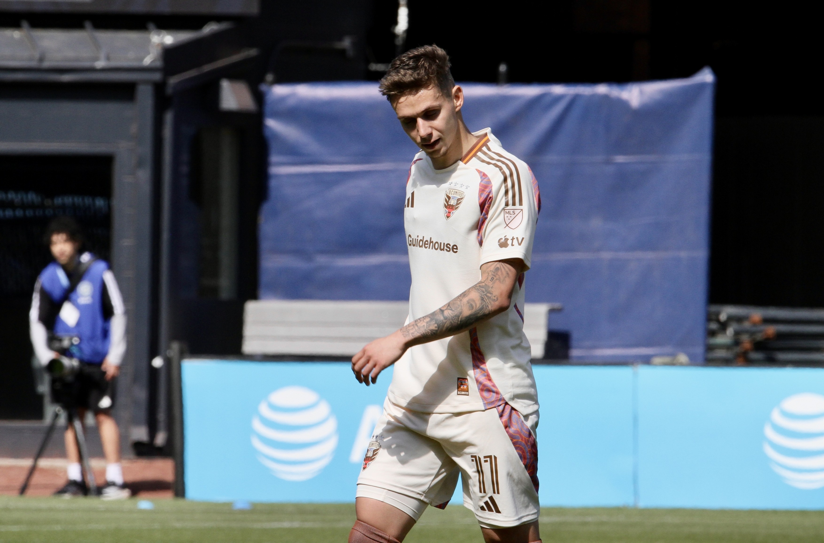 Imagine Stire Cum l-au numit americanii pe Louis Munteanu, după ce atacantul a marcat DOUĂ goluri în MLS | 2review.ro