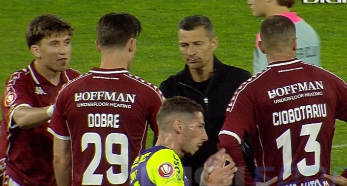 Gâlcă a ajuns față în față cu Dobre după Rapid - CFR Cluj 1-2! Cum a reacționat