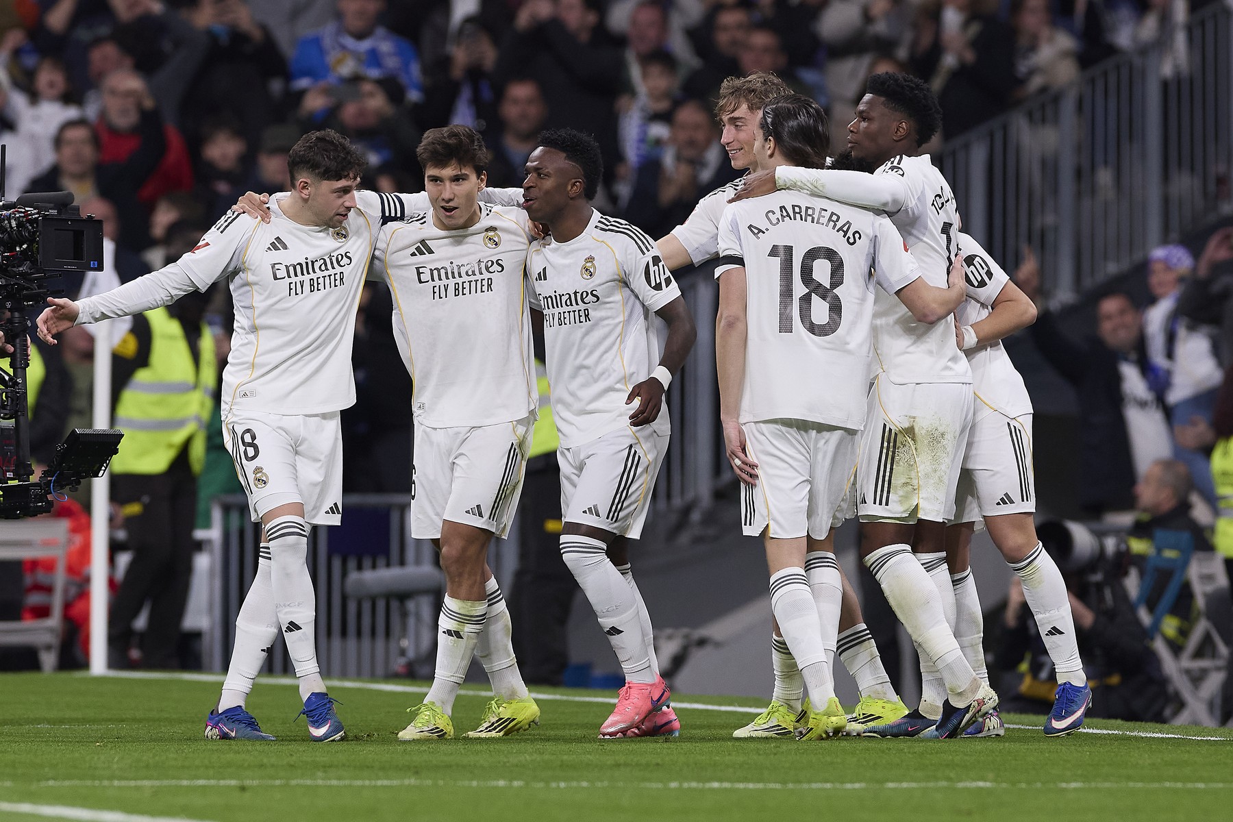 Imagine Stire Scandal după scandal la Real Madrid! Alți doi jucători au fost aproape de bătaie | 2review.ro