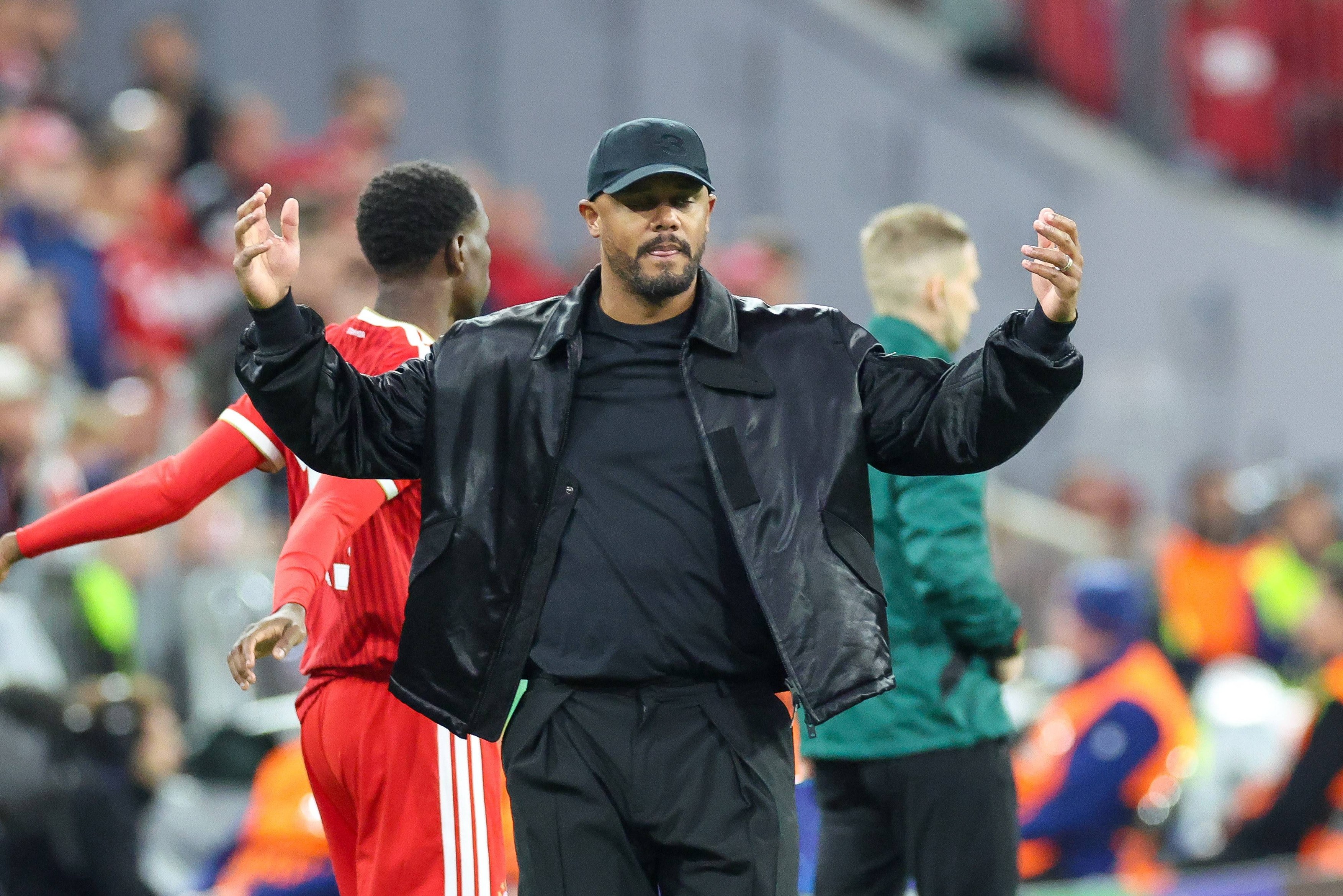 Imagine Stire ”S-a încheiat”. Kompany a spus lucrurilor pe nume, după ce Bayern a fost eliminată de PSG din semifinalele Champions League | 2review.ro
