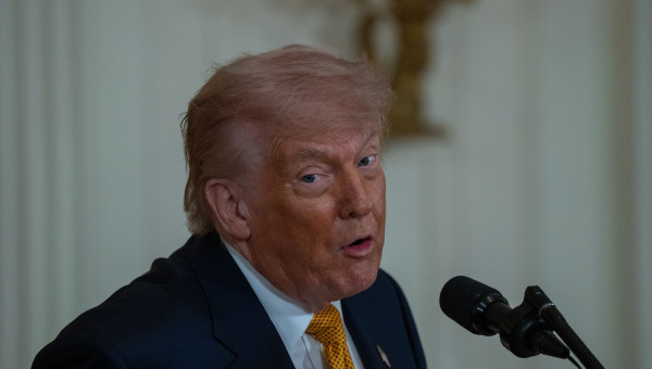 Internetul a ”explodat” după mesajul postat de Donald Trump după moartea unui ”gigant”