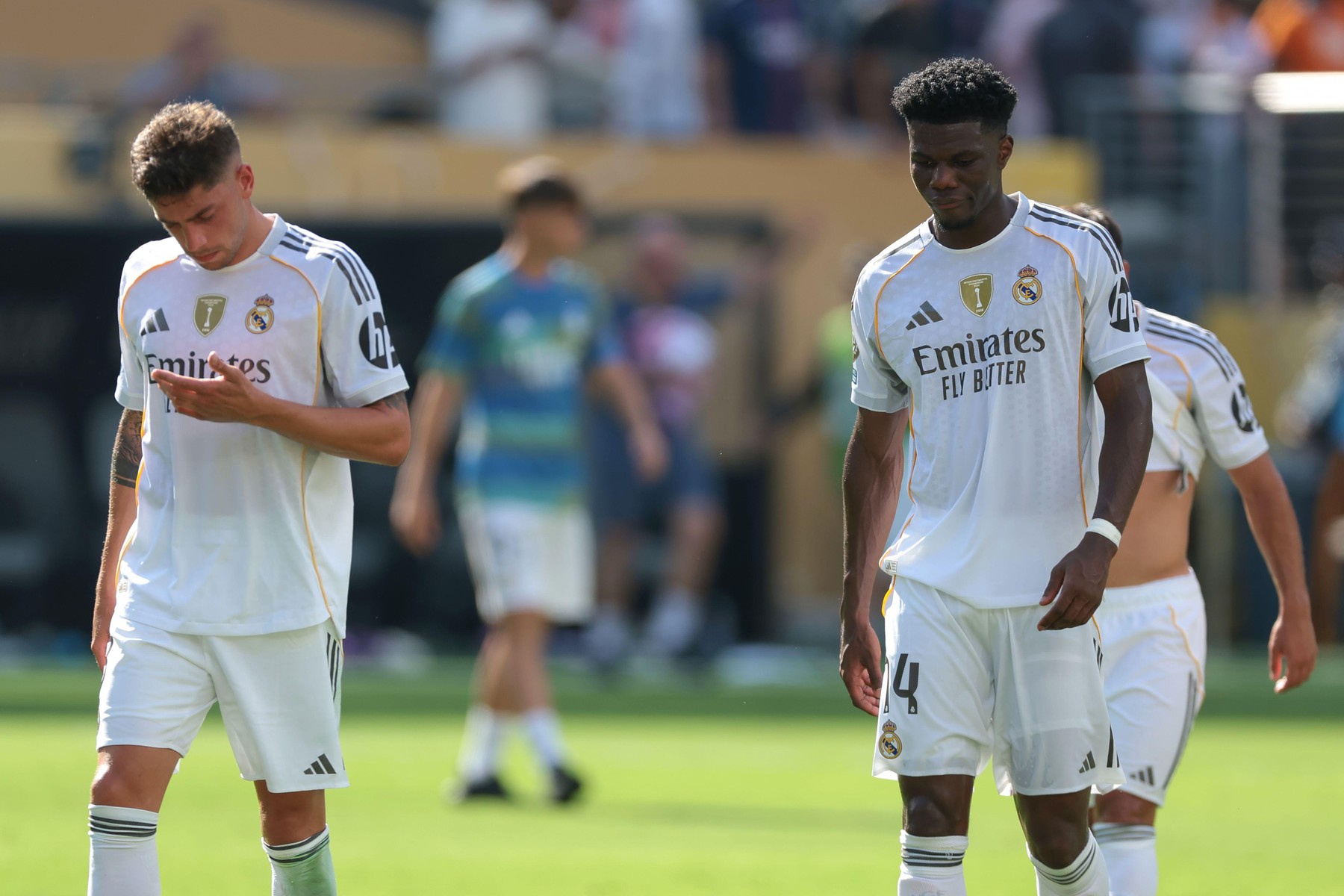 Imagine Stire Real Madrid poate lua o decizie drastică! Ce riscă Valverde și Tchouameni, după ce s-au bătut la antrenament | 2review.ro
