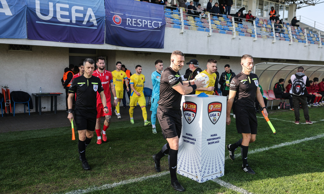 FOTBAL:CS DINAMO BUCURESTI-CSM RESITA, LIGA 2 CASA PARIURILOR (22.11.2025)