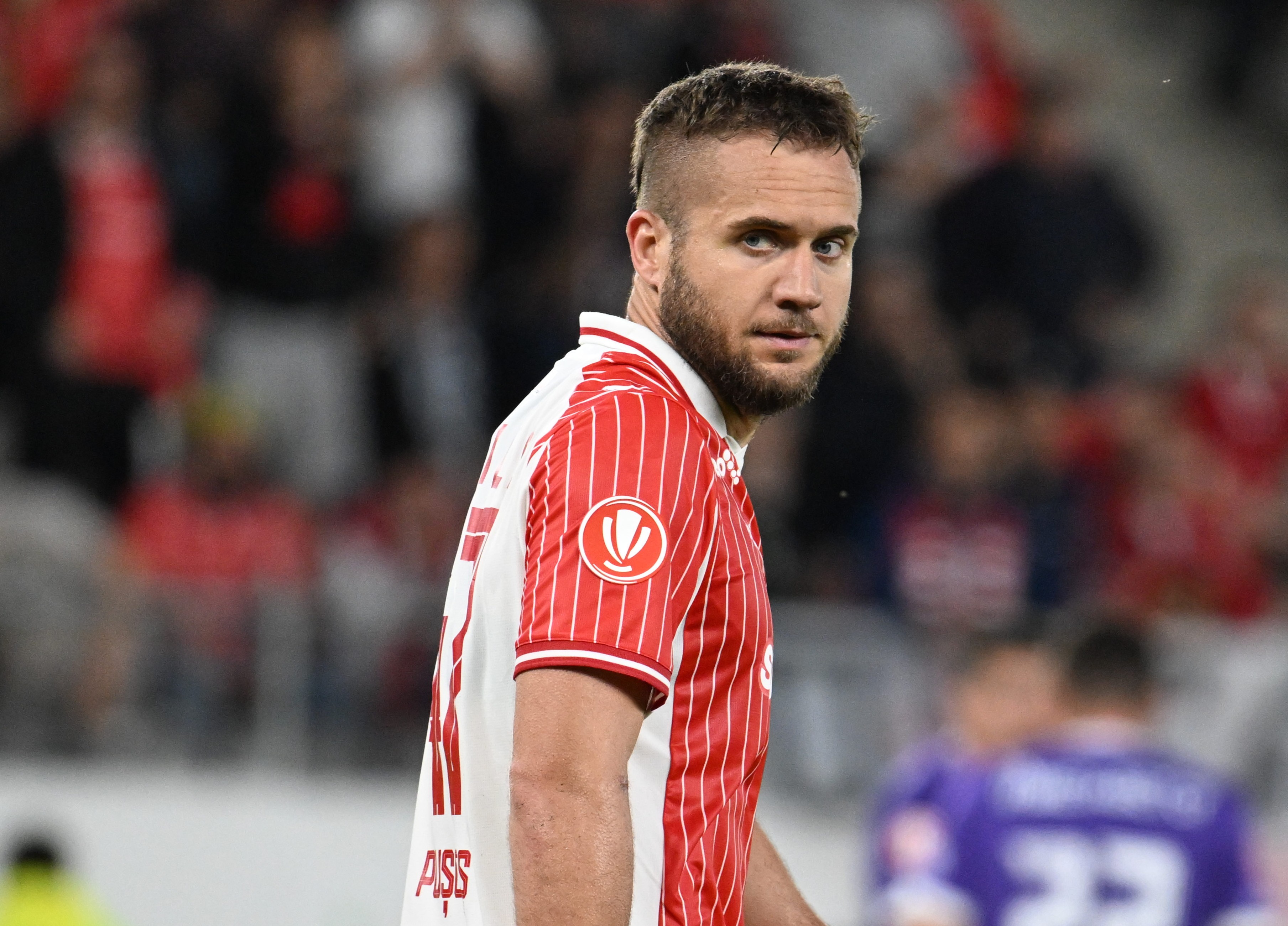 Imagine Stire George Pușcaș urmează să se opereze și poate rata startul noului sezon! Anunțul făcut de Dinamo | 2review.ro