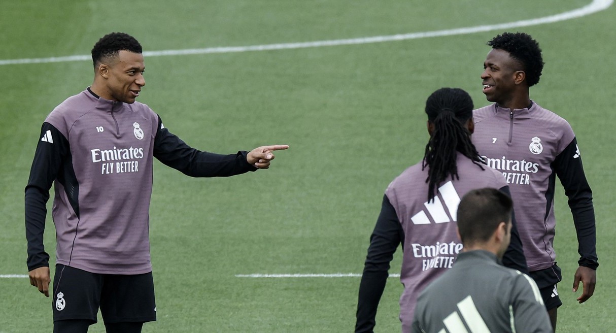 Imagine Stire Kylian Mbappe a lovit din nou: a postat o fotografie de la antrenamentul lui Real și a scris un singur cuvânt | 2review.ro
