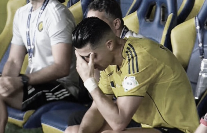 Imagine Stire Ronaldo, dărâmat: cum a fost surprins, după ce un autogol i-a amânat șansa de a câștiga primul trofeu cu Al-Nassr | 2review.ro
