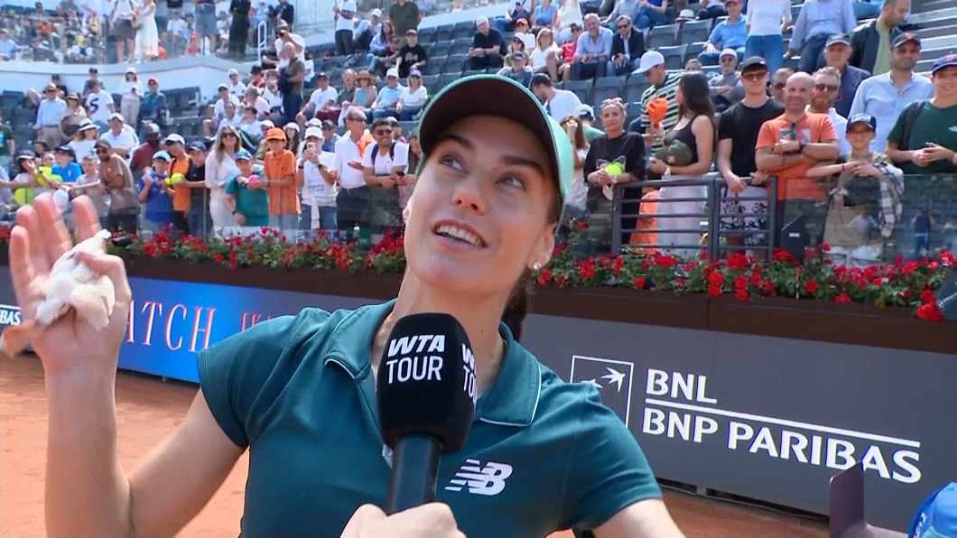 Imagine Stire ȘASE cuvinte: Sorana Cîrstea a făcut publicul de la Roma să ”explodeze”, după victoria cu Jelena Ostapenko | 2review.ro