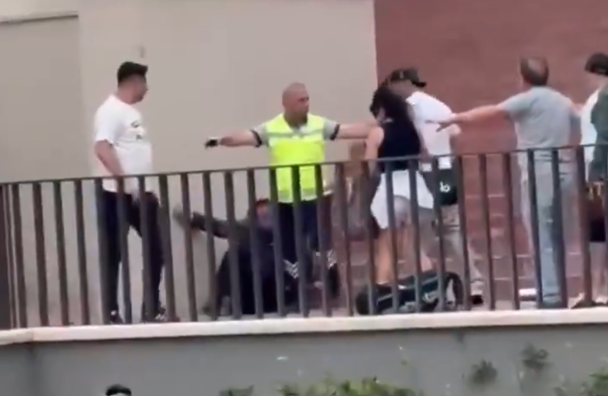 Imagine Stire E obsedat de o actriță celebră și i-a atacat iubitul în plină stradă! Ce a urmat | 2review.ro
