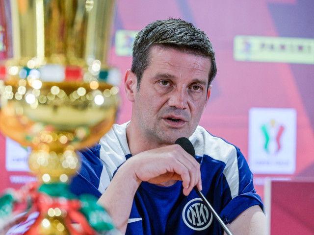 Poza pentru articolul După ce a luat titlul și Cupa, Cristi Chivu a spus-o prima dată: ”M-a durut că au văzut fiicele mele”