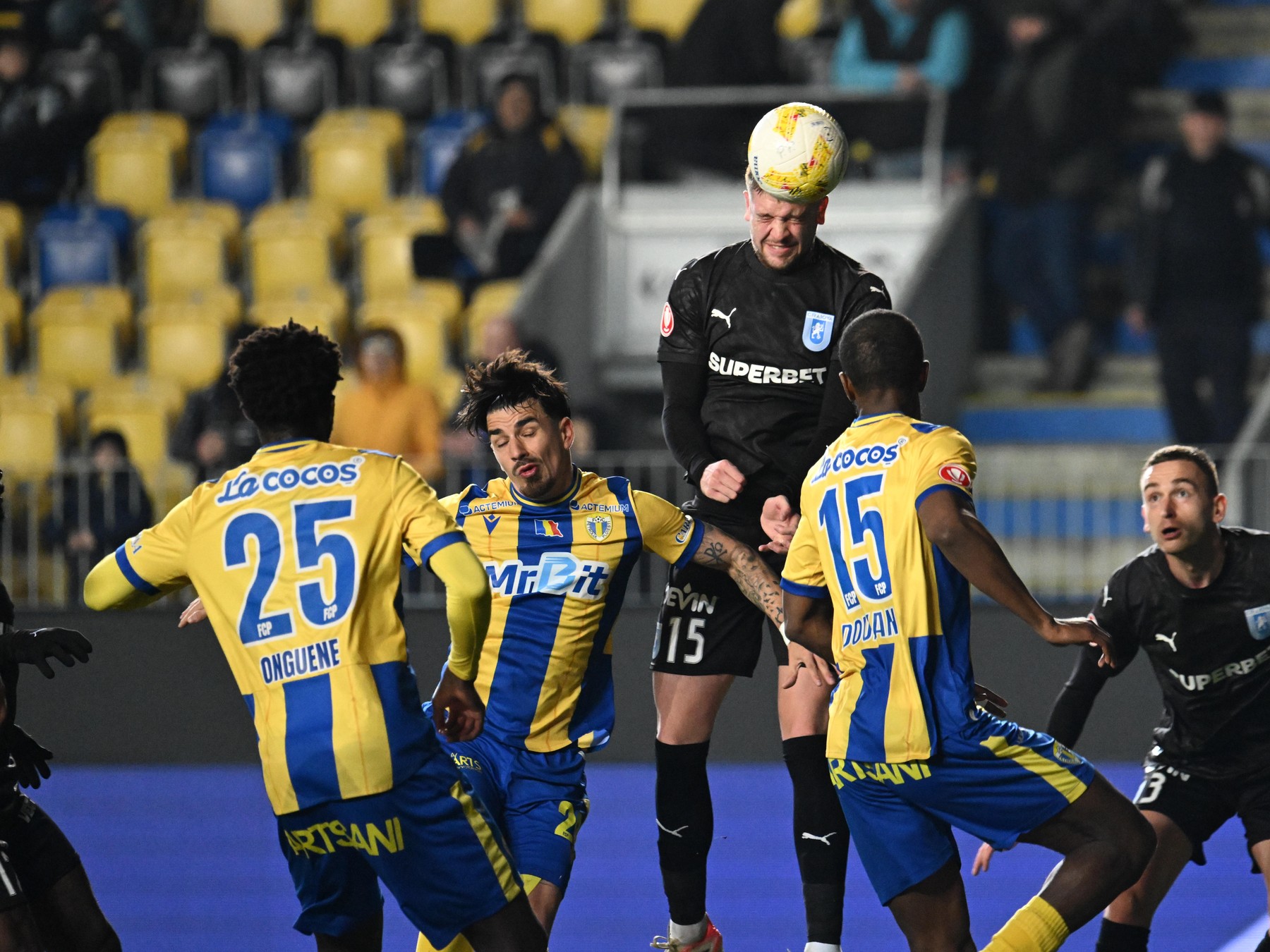 Imagine Stire Ce lovitură ar fi! Clubul din SuperLiga a anunțat venirea unor investitori din Italia | 2review.ro