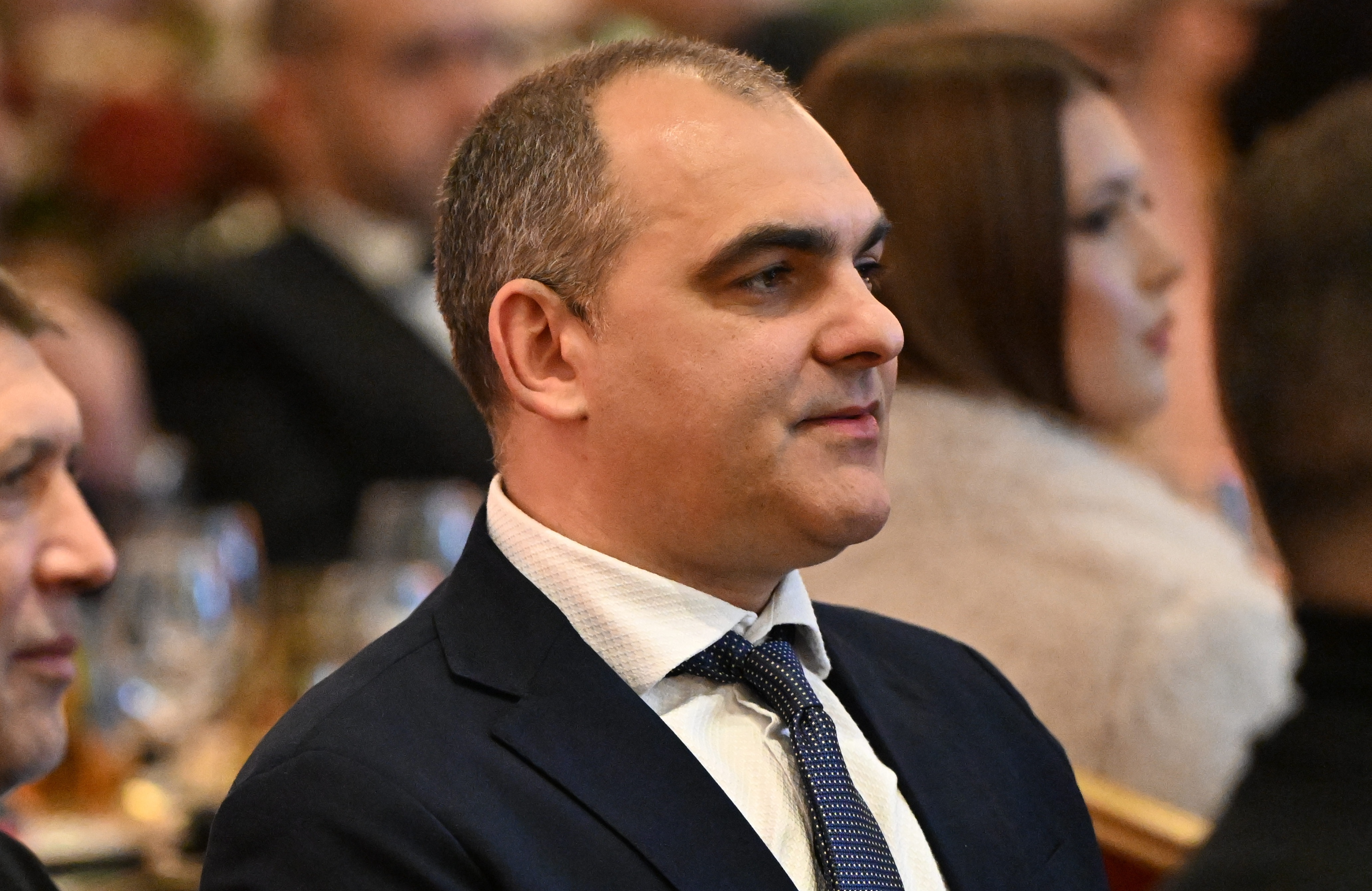 Imagine Stire Mihăiță Pleșan continuă războiul cu FCSB: O să dau jucători la celelalte echipe care se bat la campionat | 2review.ro
