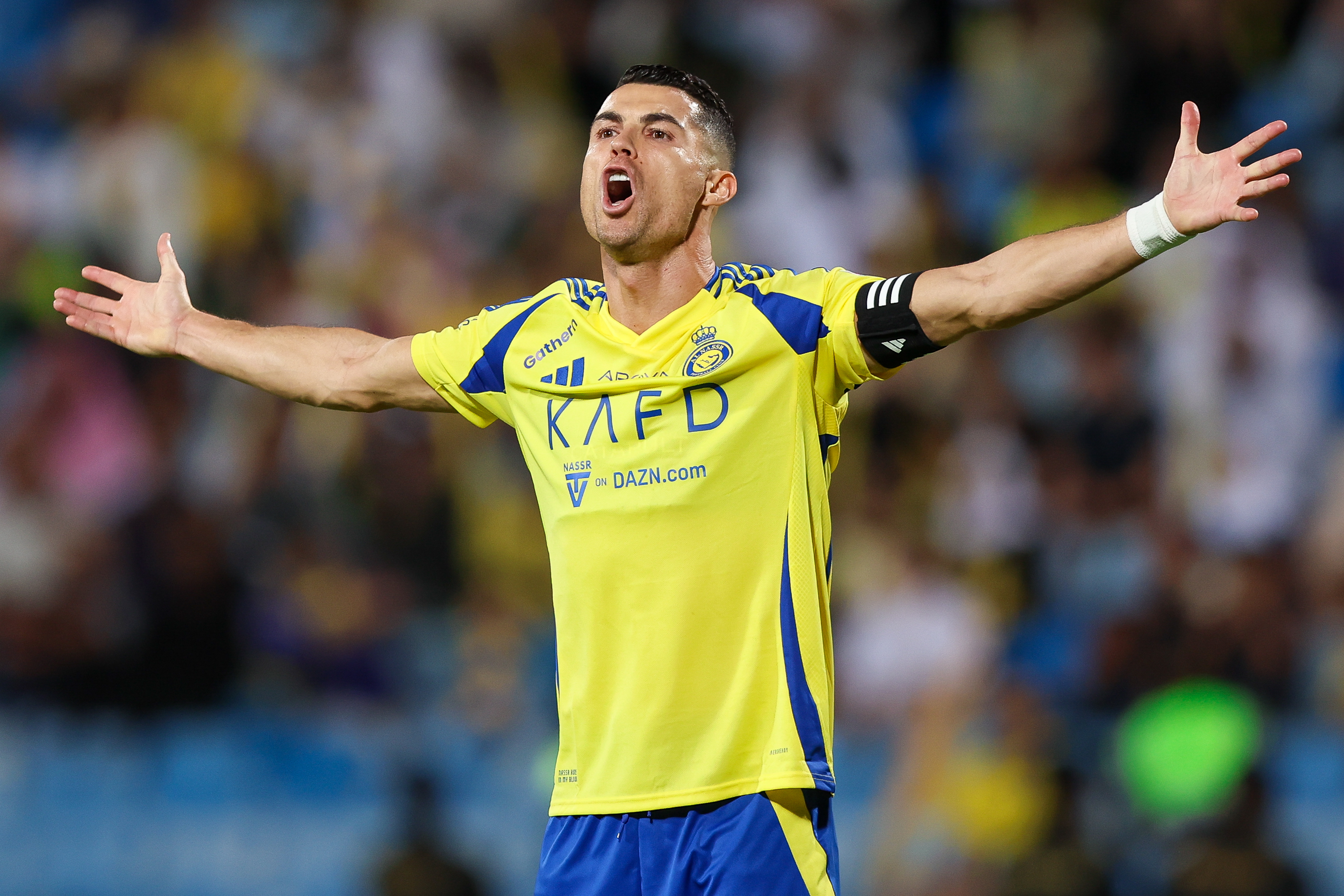 Imagine Stire Plin de nervi! Cristiano Ronaldo a fugit de la premiere, după ce a a ratat încă un trofeu la Al-Nassr | 2review.ro