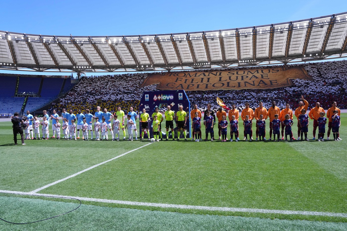 Imagine Stire Etapa a 37-a din Italia: Roma - Lazio 1-0 / Juventus - Fiorentina 0-1 / Genoa - Milan 0-1, ACUM, pe DGS 1, 2 și 3 | 2review.ro