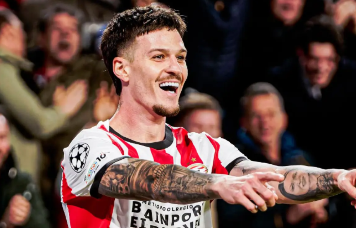 Imagine Stire Back in business: Dennis Man, gol și assist în PSV - Twente 5-1! Nota primită de român | 2review.ro
