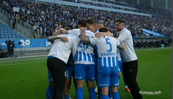 Imagine Stire Universitatea Craiova - U Cluj 2-0, ACUM, DGS 1. Derby cu titlul pe masă în Bănie! Oltenii, start perfect de meci | 2review.ro