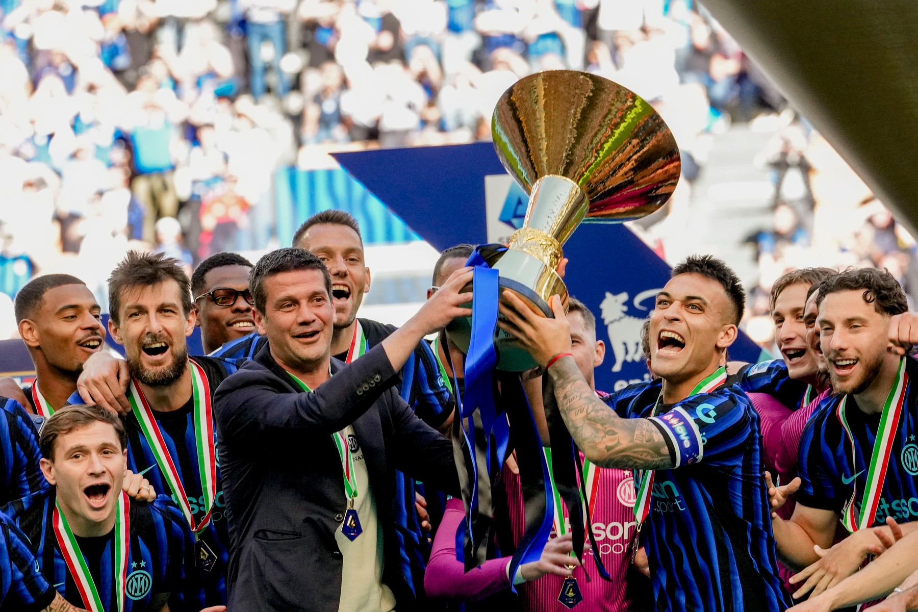 Imagine Stire Ilie Dumitrescu i-a transmis un singur cuvânt lui Cristi Chivu | 2review.ro