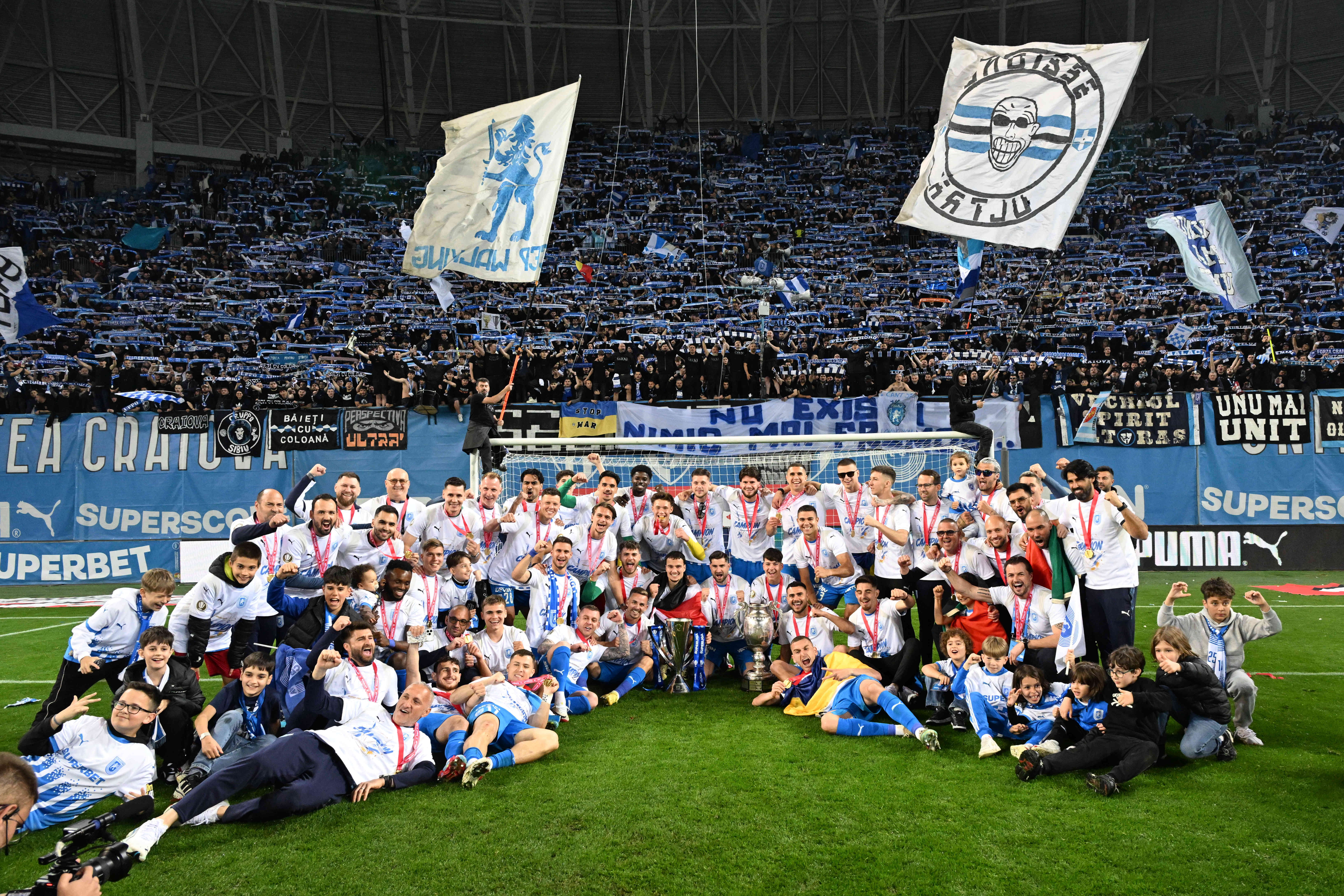 Imagine Stire O singură echipă din SuperLiga a felicitat-o pe Universitatea Craiova pentru titlul câștigat | 2review.ro