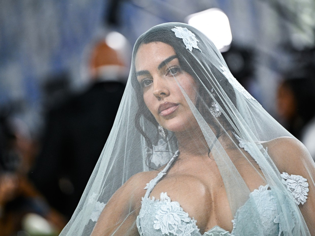 S-au dus la biserică pentru nunta lui Ronaldo cu Georgina și au avut o surpriză uriașă! ”Momentul va rămâne în istorie”