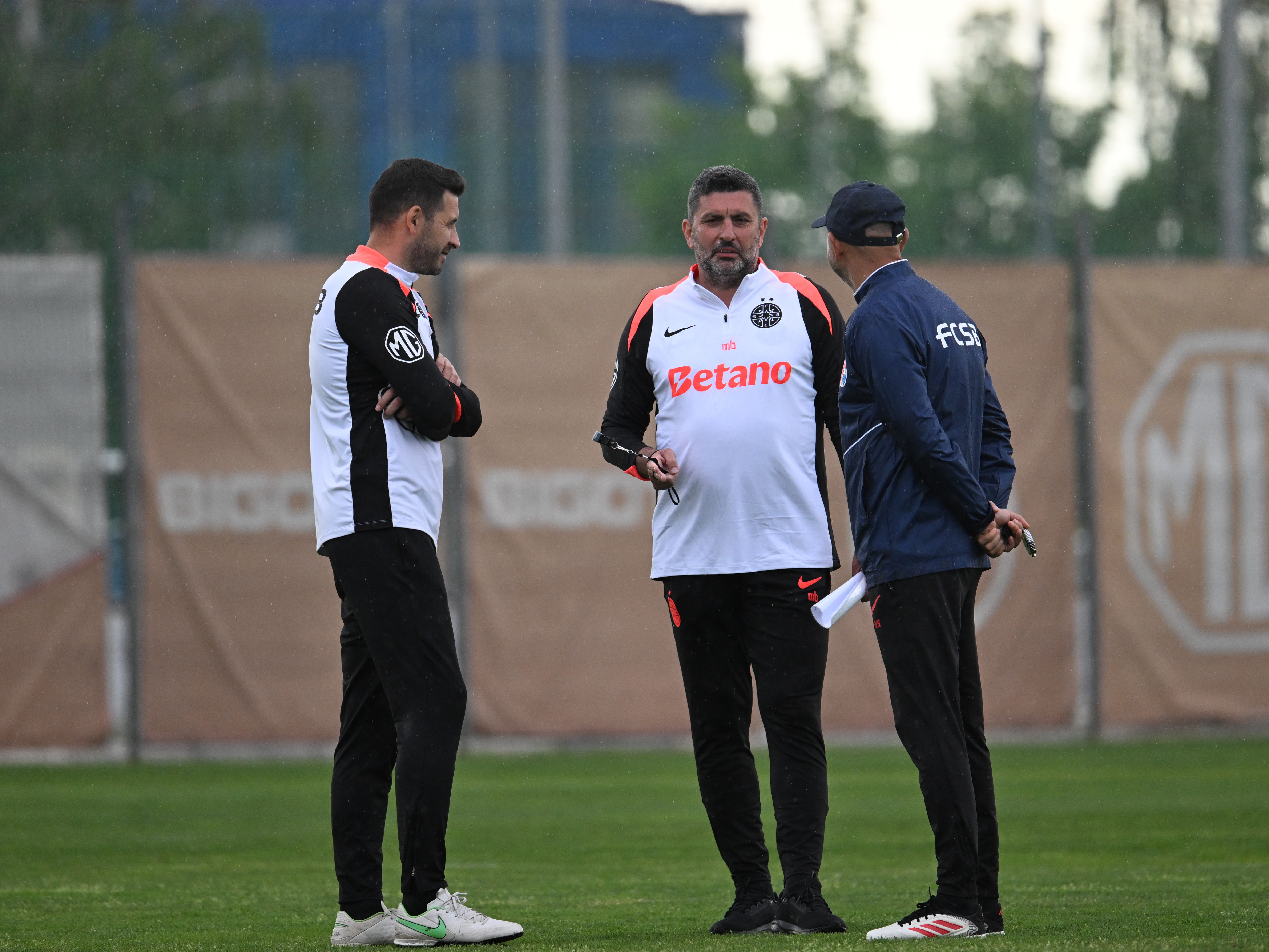 Imagine Stire A antrenat FCSB și a comentat numirea lui Marius Baciu pe bancă | 2review.ro