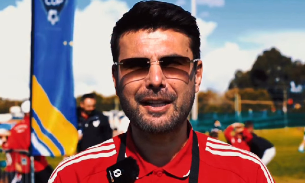 Foto | Adrian Mutu a plecat din România!