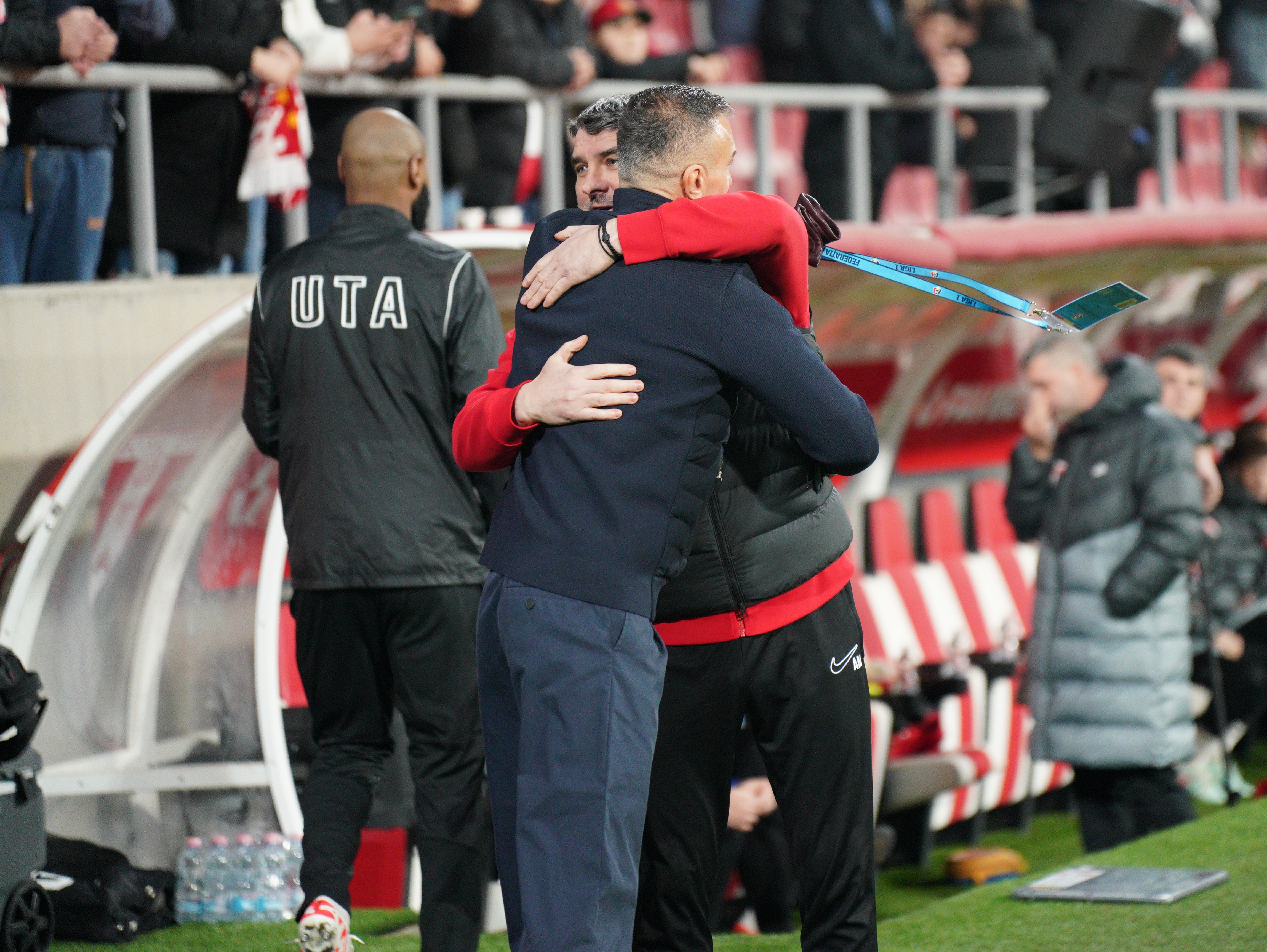 Imagine Stire A anunțat că rămâne antrenor în SuperLiga, dar totul s-ar putea schimba! | 2review.ro