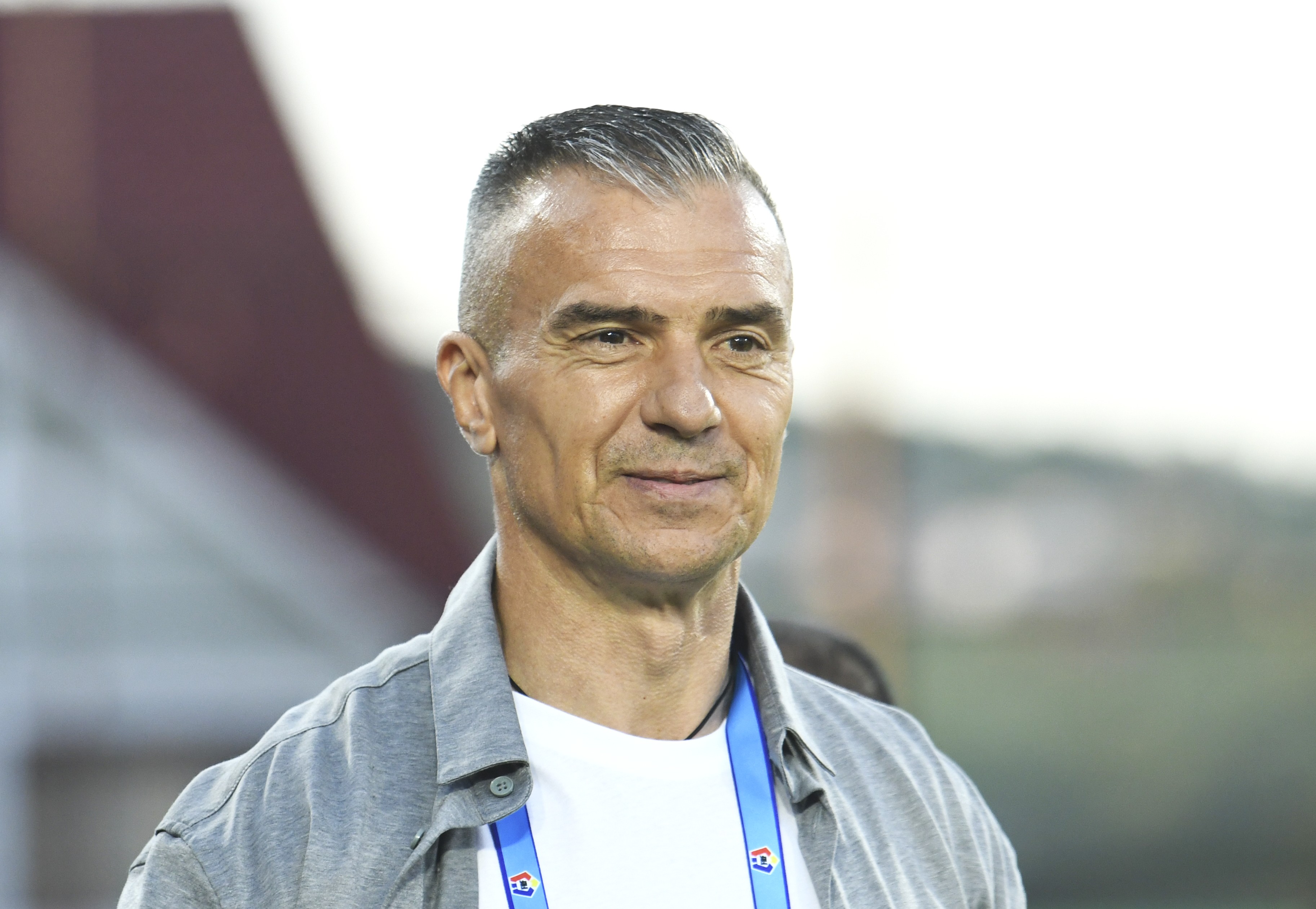 Imagine Stire Ce mesaj a apărut pentru Daniel Pancu la CFR Cluj - FC Argeș: ”Mulțumim, Mister!” | 2review.ro