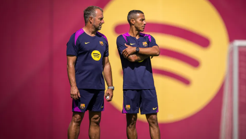 Imagine Stire De nicăieri, și-a anunțat plecarea de la FC Barcelona! Hansi Flick: ”Nu a fost ușor pentru niciunul dintre noi” | 2review.ro