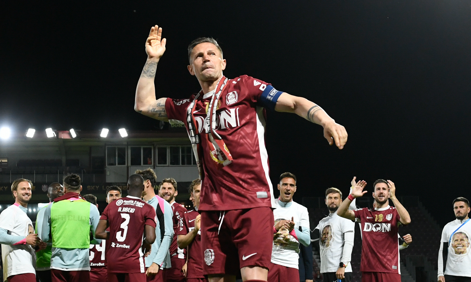 Imagine Stire Ciprian Deac nu a fost uitat de Rapid! Gest superb din Giulești, după retragerea veteranului de la CFR | 2review.ro