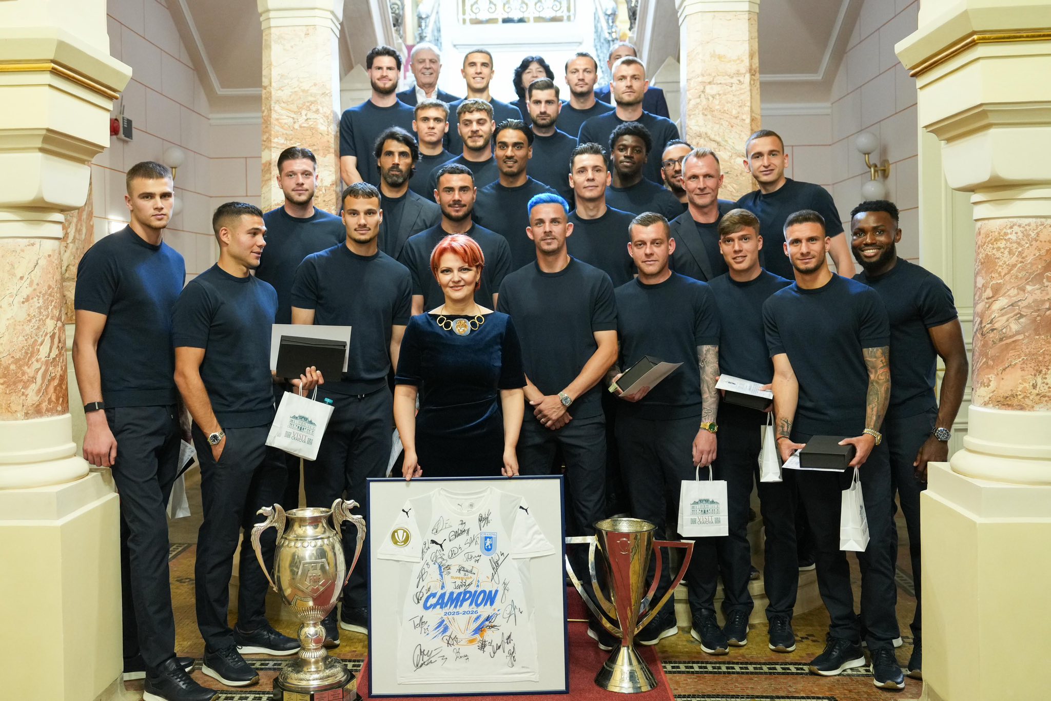 Imagine Stire Olguța Vasilescu a anunțat decizia luată la Craiova, după întâlnirea de la primărie | 2review.ro