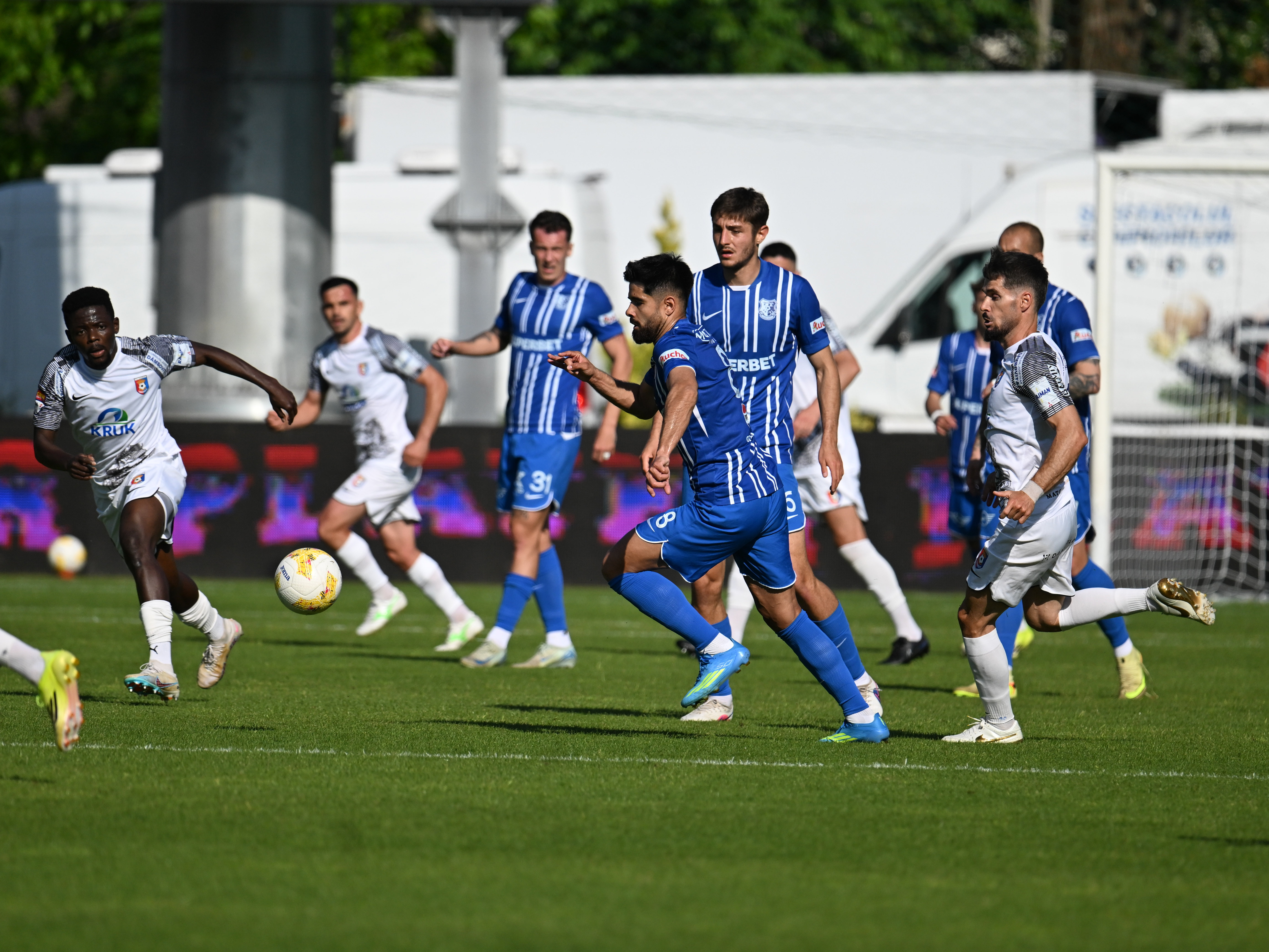 Imagine Stire Chindia - Farul 1-0, ACUM, Digi Sport 1. GOOL! Gazdele au deschis scorul, după o mare gafă | 2review.ro