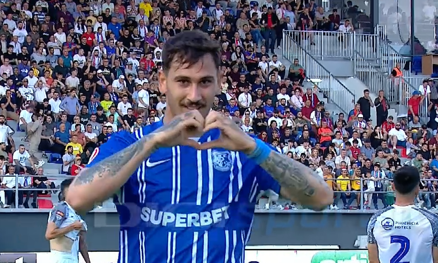 Imagine Stire Jovan Markovic a ”spart gheața” în Chindia - Farul! De când nu mai marcase atacantul în SuperLigă | 2review.ro