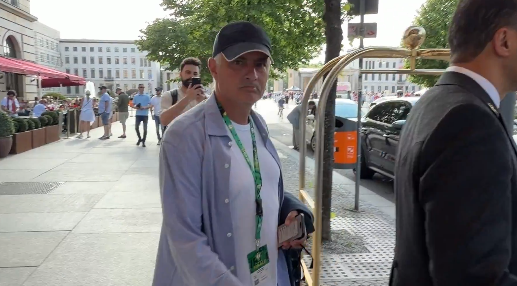 Imagine Stire Jose Mourinho s-a dus degeaba până în Germania. Bayern Munchen i-a tăiat aripile: nu e de vânzare! | 2review.ro