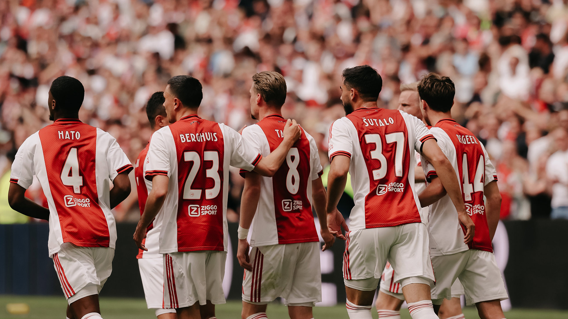 Imagine Stire Meci nebun în Olanda! Ajax a evitat ”dezastrul” și s-a calificat în cupele europene | 2review.ro
