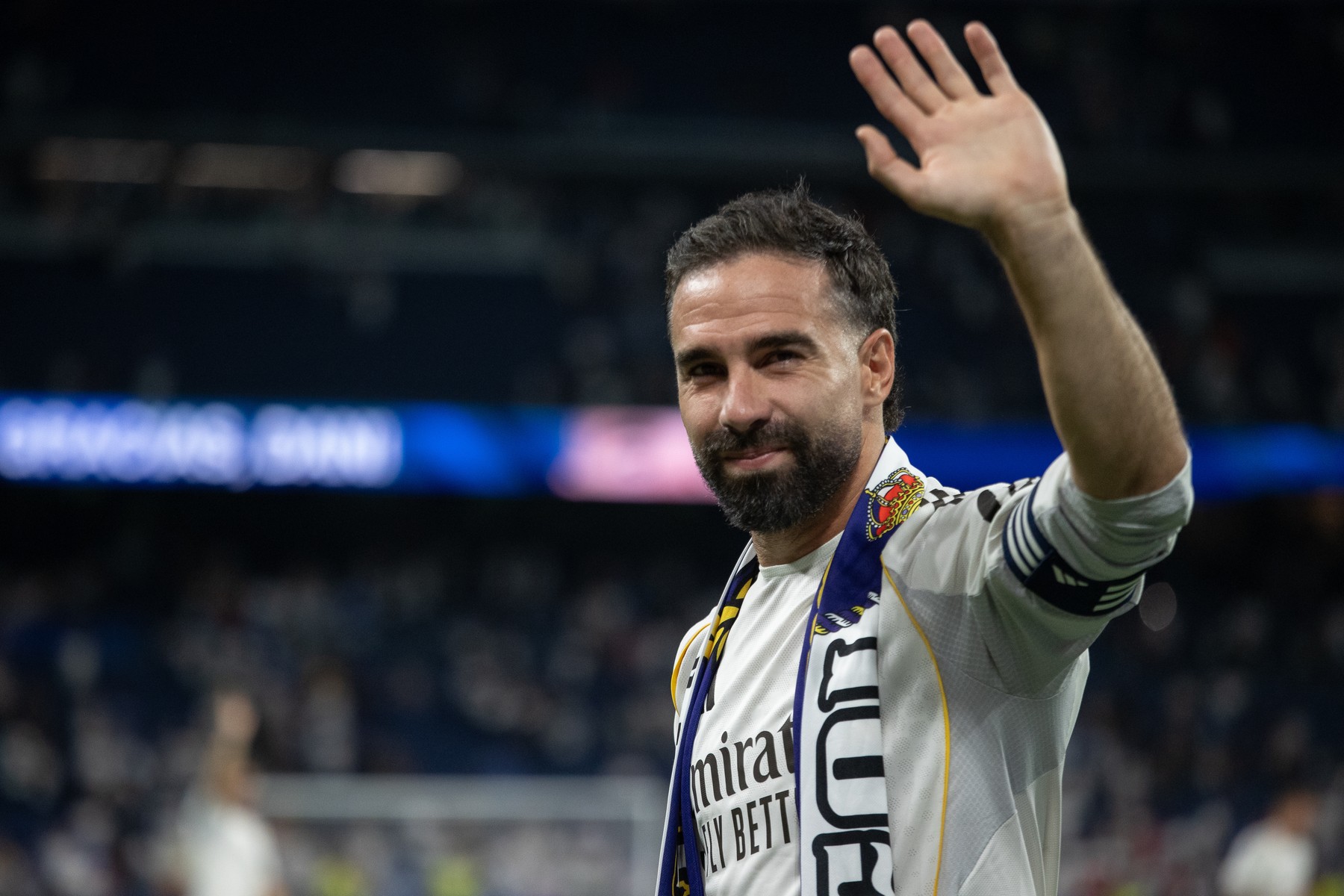 Imagine Stire Emoționant! Dani Carvajal, în lacrimi la despărțirea de la Real Madrid | 2review.ro