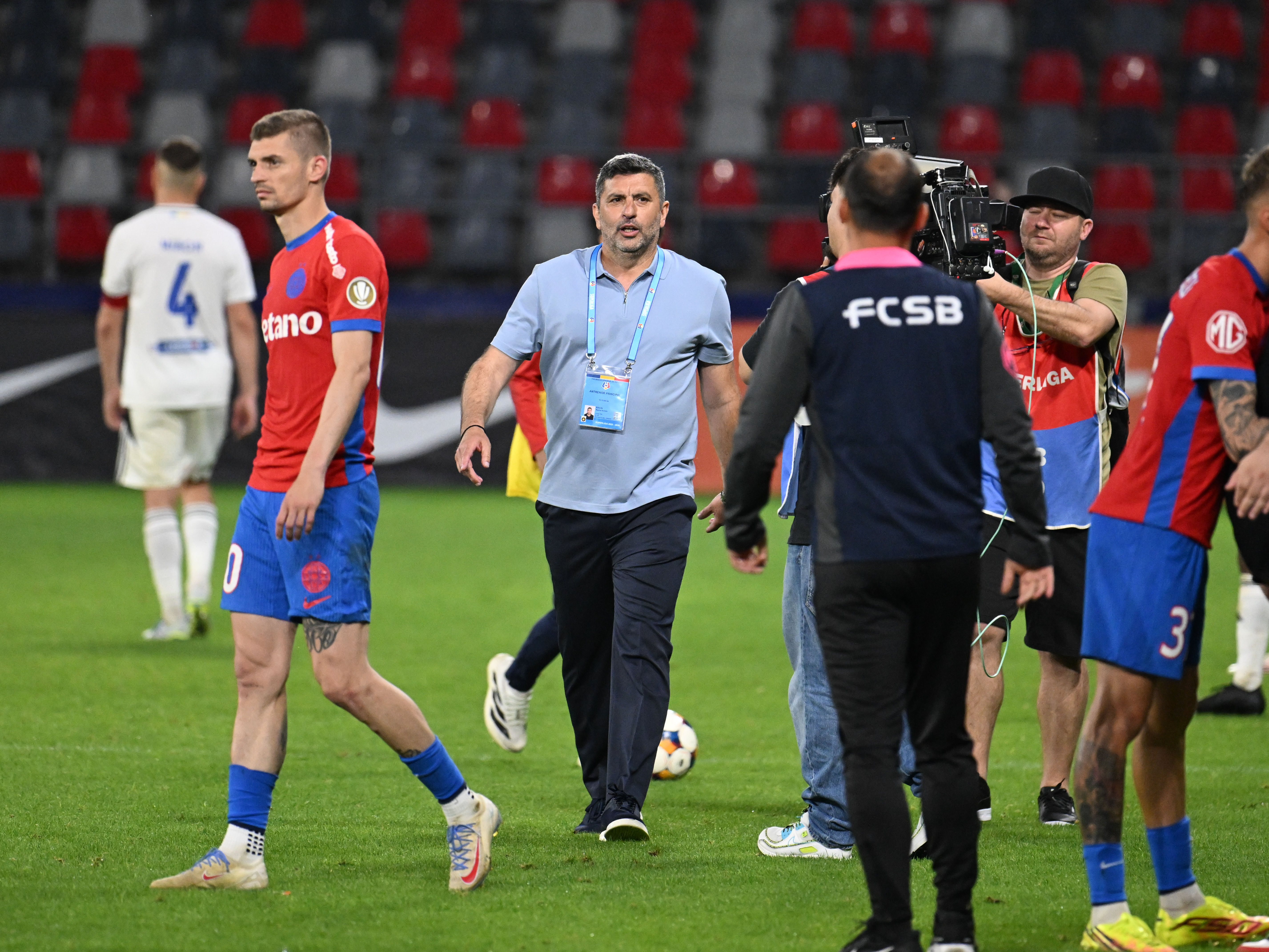 Imagine Stire Imagini de la finalul meciului FCSB - FC Botoșani! Ce a făcut Marius Baciu | 2review.ro