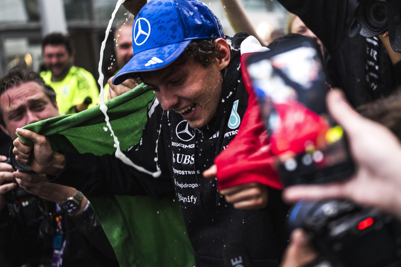 Imagine Stire Kimi Antonelli, a 4-a victorie consecutivă în Formula 1! Tânărul italian a câștigat Marele Premiu al Canadei | 2review.ro