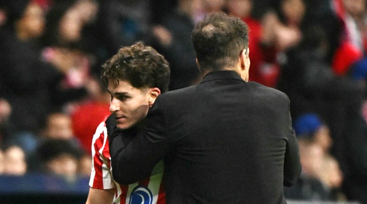 Imagine Stire Diego Simeone a făcut anunțul în privința transferului lui Julian Alvarez de la Atletico Madrid | 2review.ro
