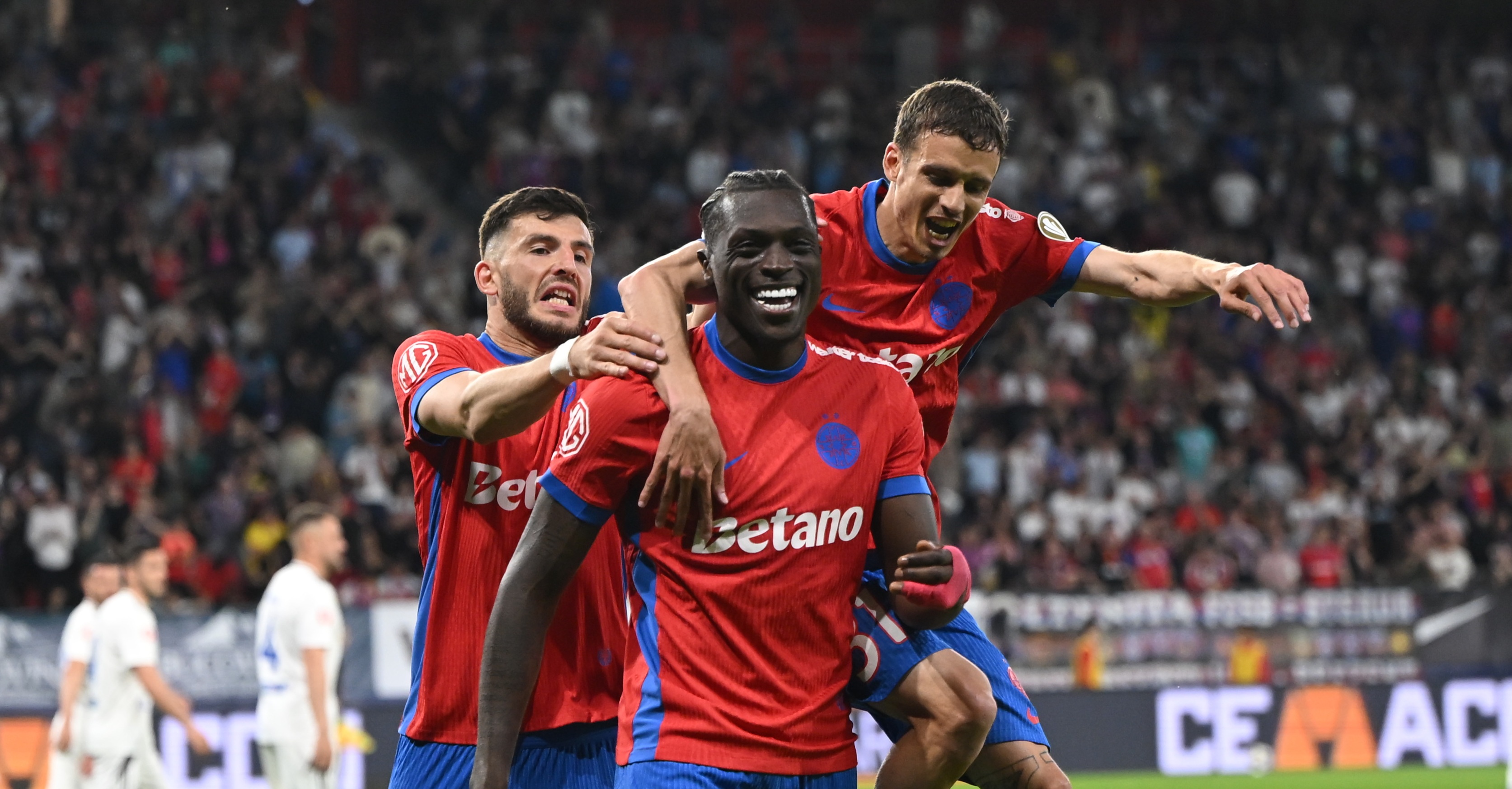 Imagine Stire E gata! Gigi Becali le-a decis soarta celor doi fotbaliști de la FCSB | 2review.ro