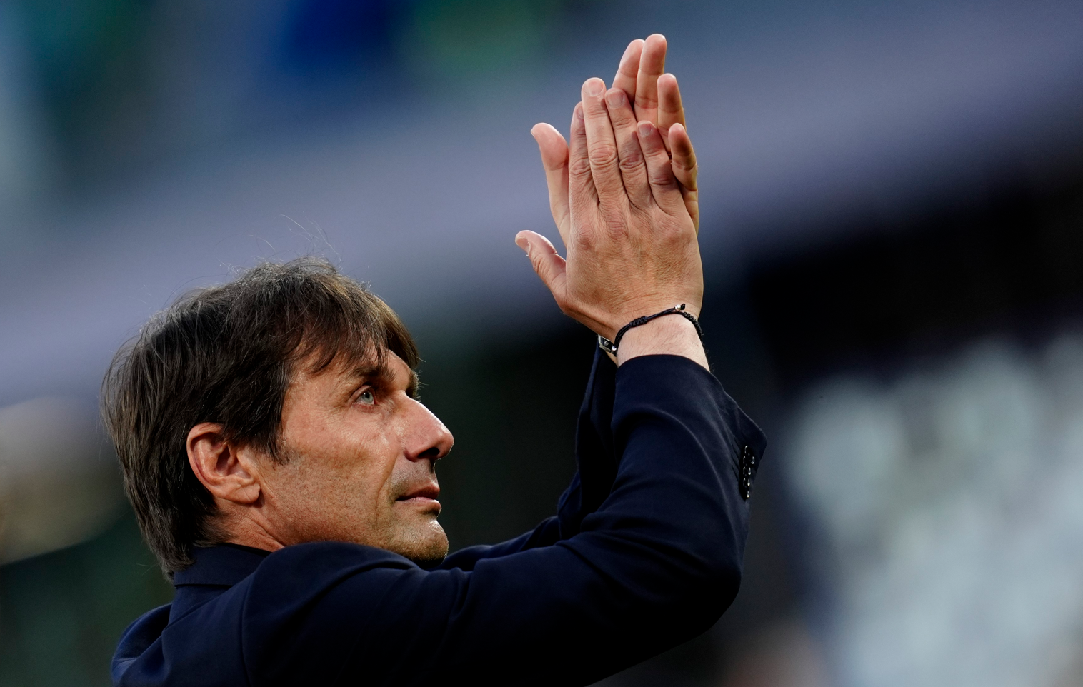 Imagine Stire Antonio Conte, OUT de la Napoli! | 2review.ro
