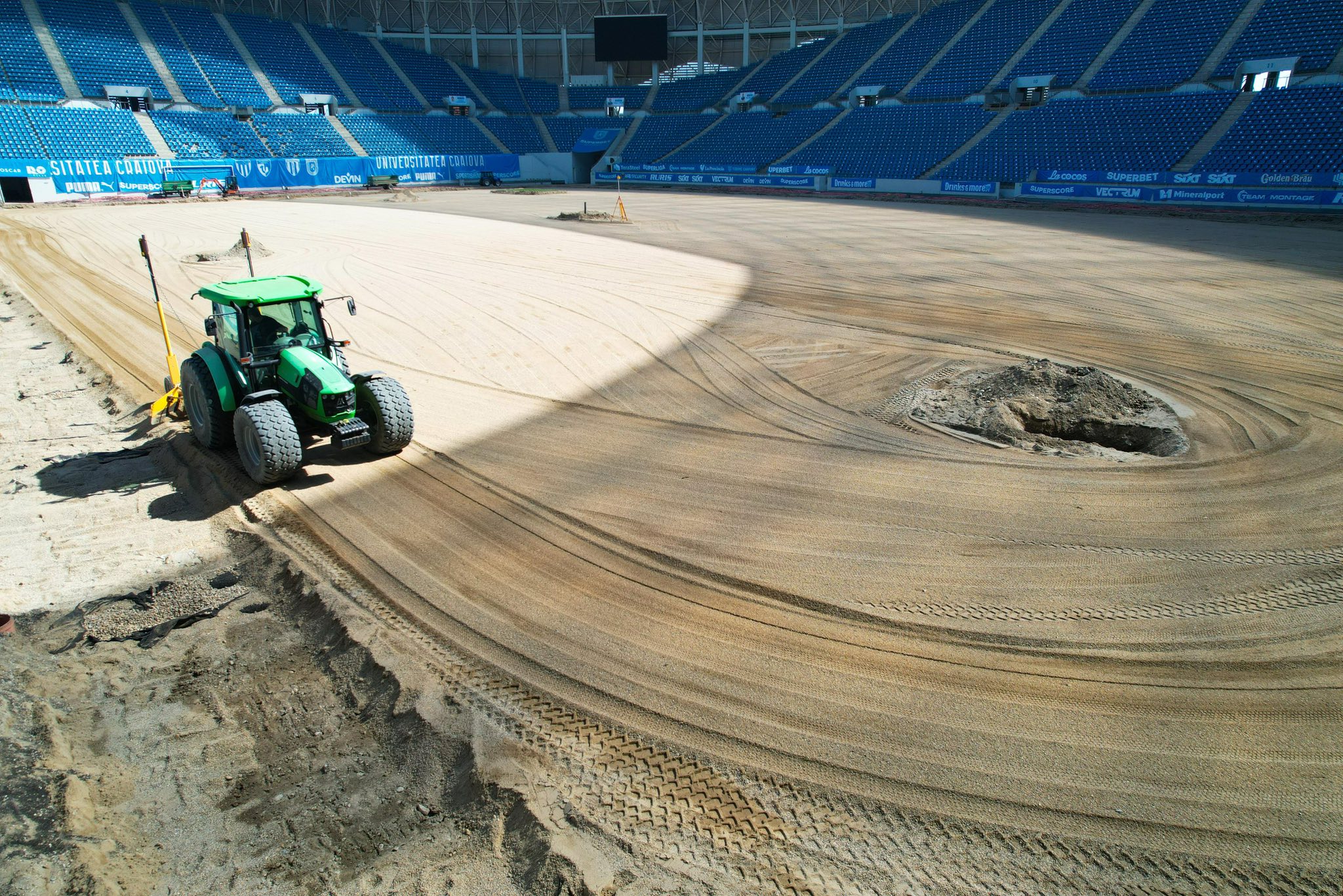 Imagine Stire Lucrări importante la stadionul Ion Oblemenco. De ce va beneficia campioana Universitatea Craiova | 2review.ro