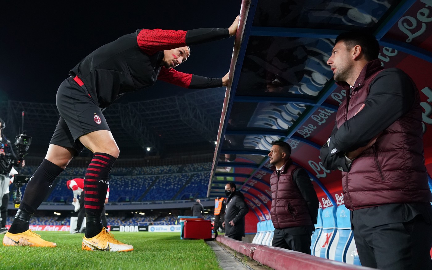Imagine Stire Surpriză uriașă: antrenorul dorit de FCSB, pe lista altui club din SuperLigă | 2review.ro