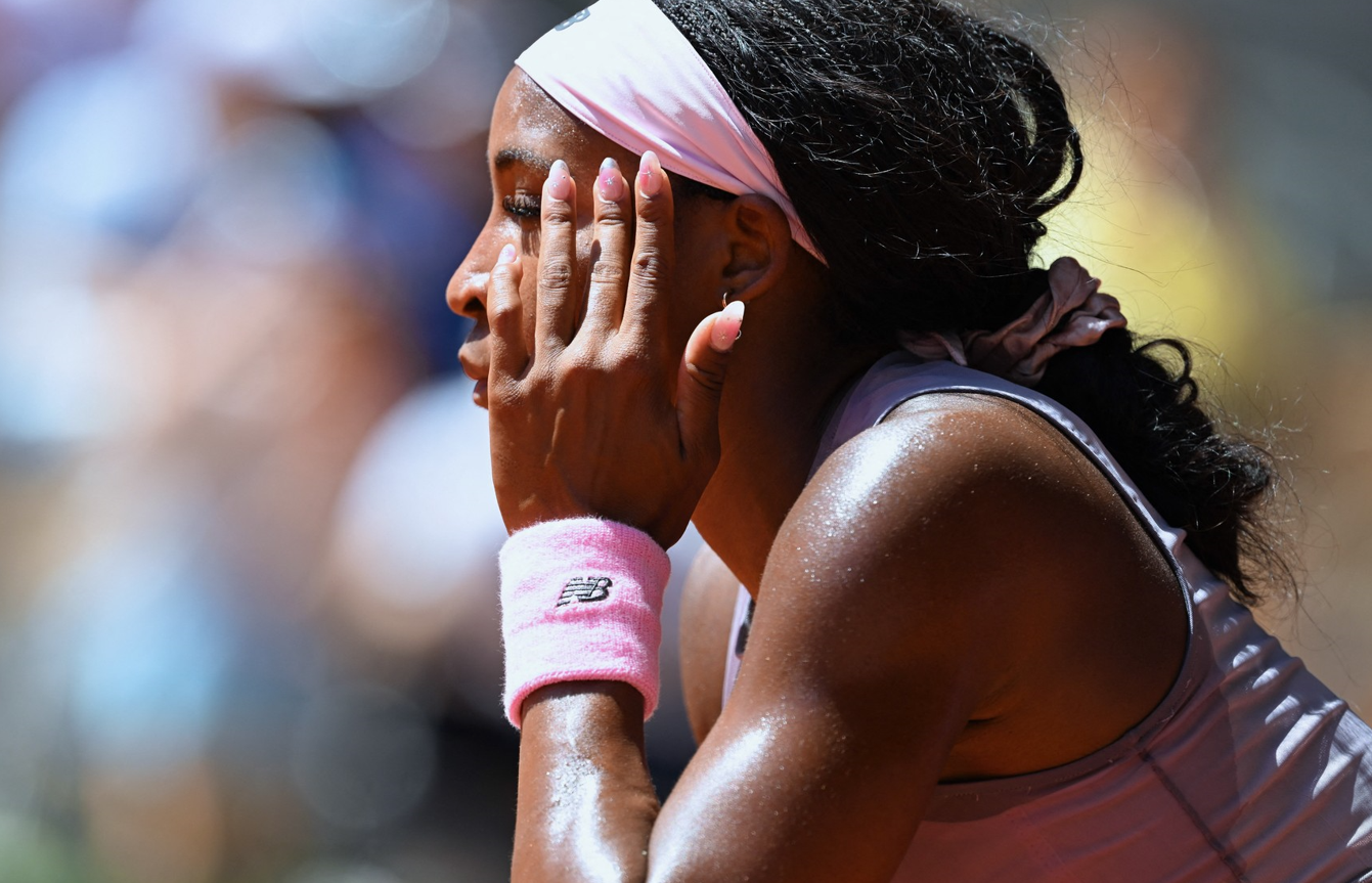 Imagine Stire Panică la Roland Garros! Coco Gauff a făcut accident în drum spre meci: ”Am intrat total în ea!” | 2review.ro