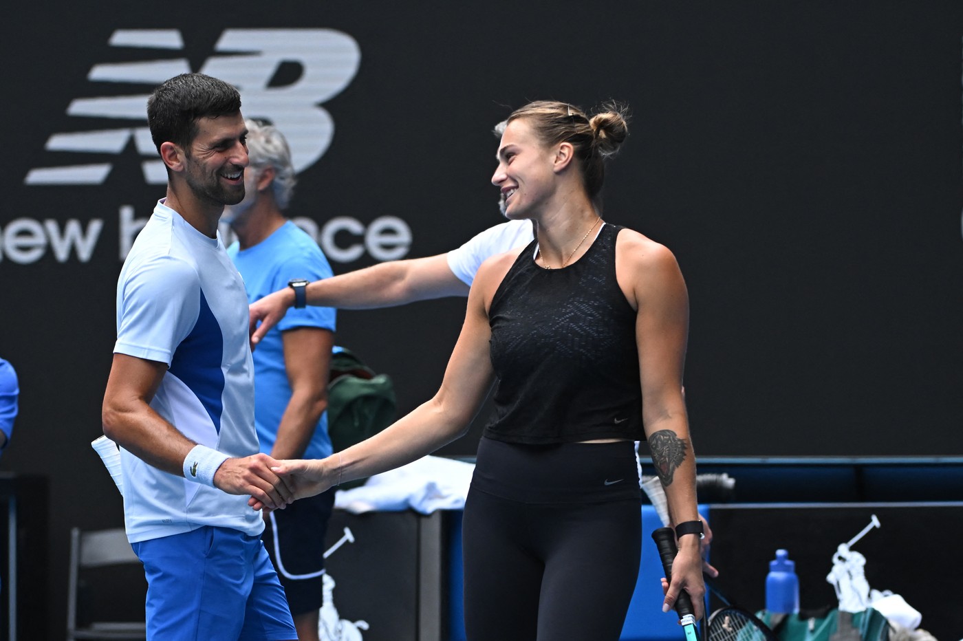 Provocată de Novak Djokovic, Aryna Sabalenka s-a dus la vestiare și a făcut show: "Ce mai urmează?"