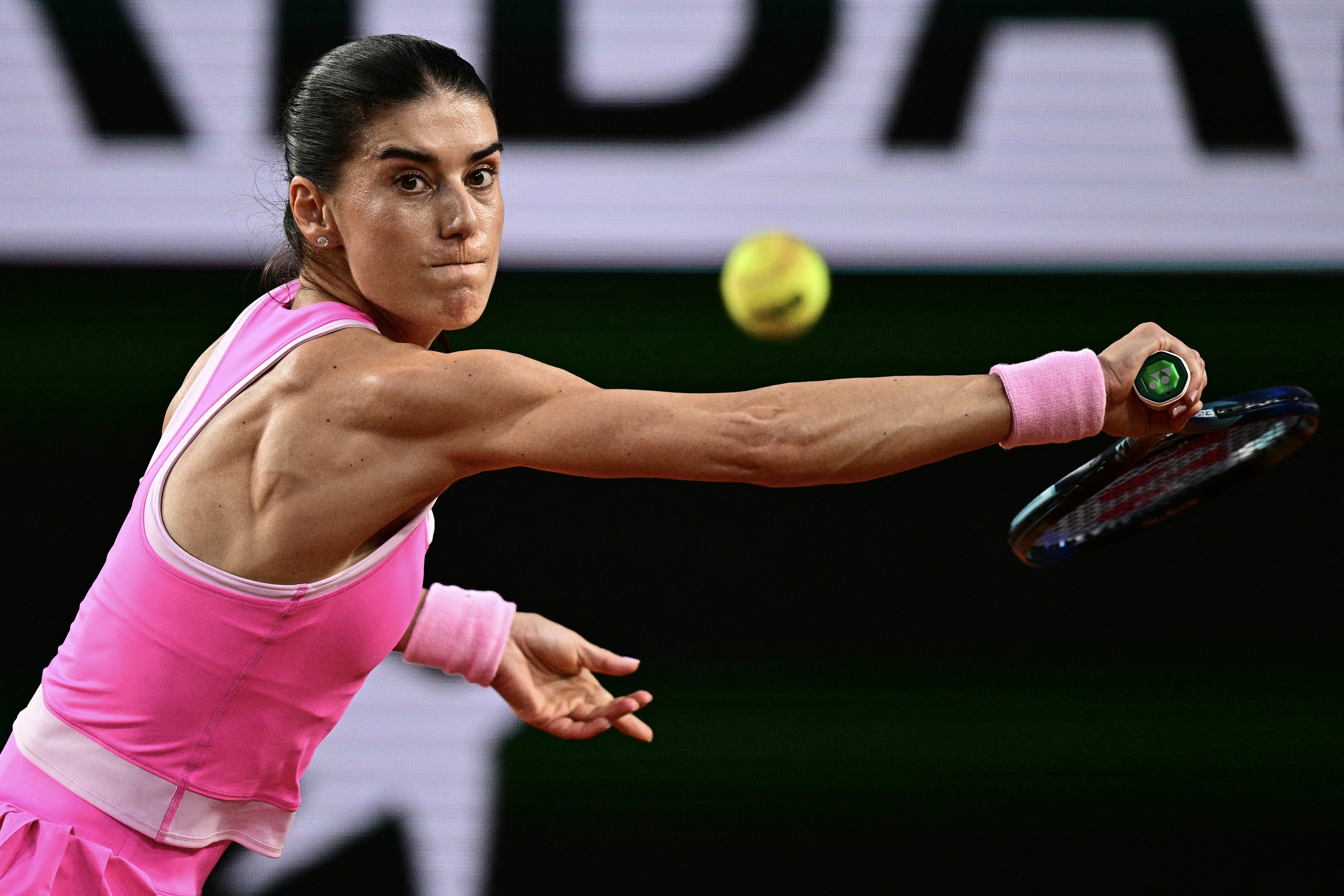 Imagine Stire ”A zdrobit-o!” Reacția presei din Franța, după ce Sorana Cîrstea a reușit performanța zilei la Roland Garros | 2review.ro