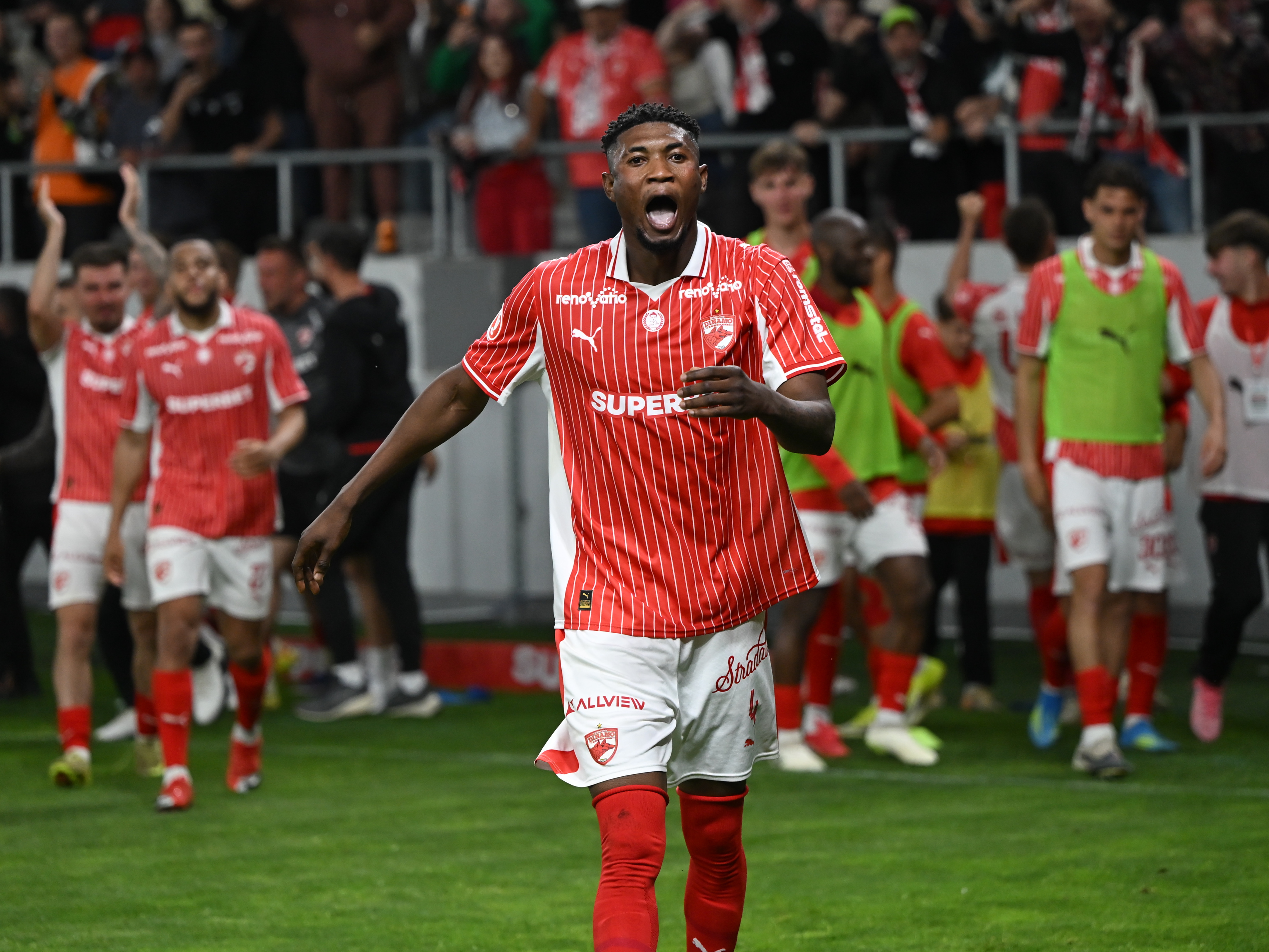 Imagine Stire Echipa care forțează transferul lui Kennedy Boateng, după plecarea de la Dinamo | 2review.ro