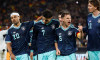 Stuttgart, Deutschland, DFB Fussball Herren A Nationalmannschaft Länderspiel / Freundschaftsspiel Kai HAVERTZ (GER) 2.v. li.- hat das 1-0 für Deutschland erzielt und freut sich mit Serge GNABRY (GER) li.- , und Joshua KIMMICH (GER) 2.v. re.- Foto: