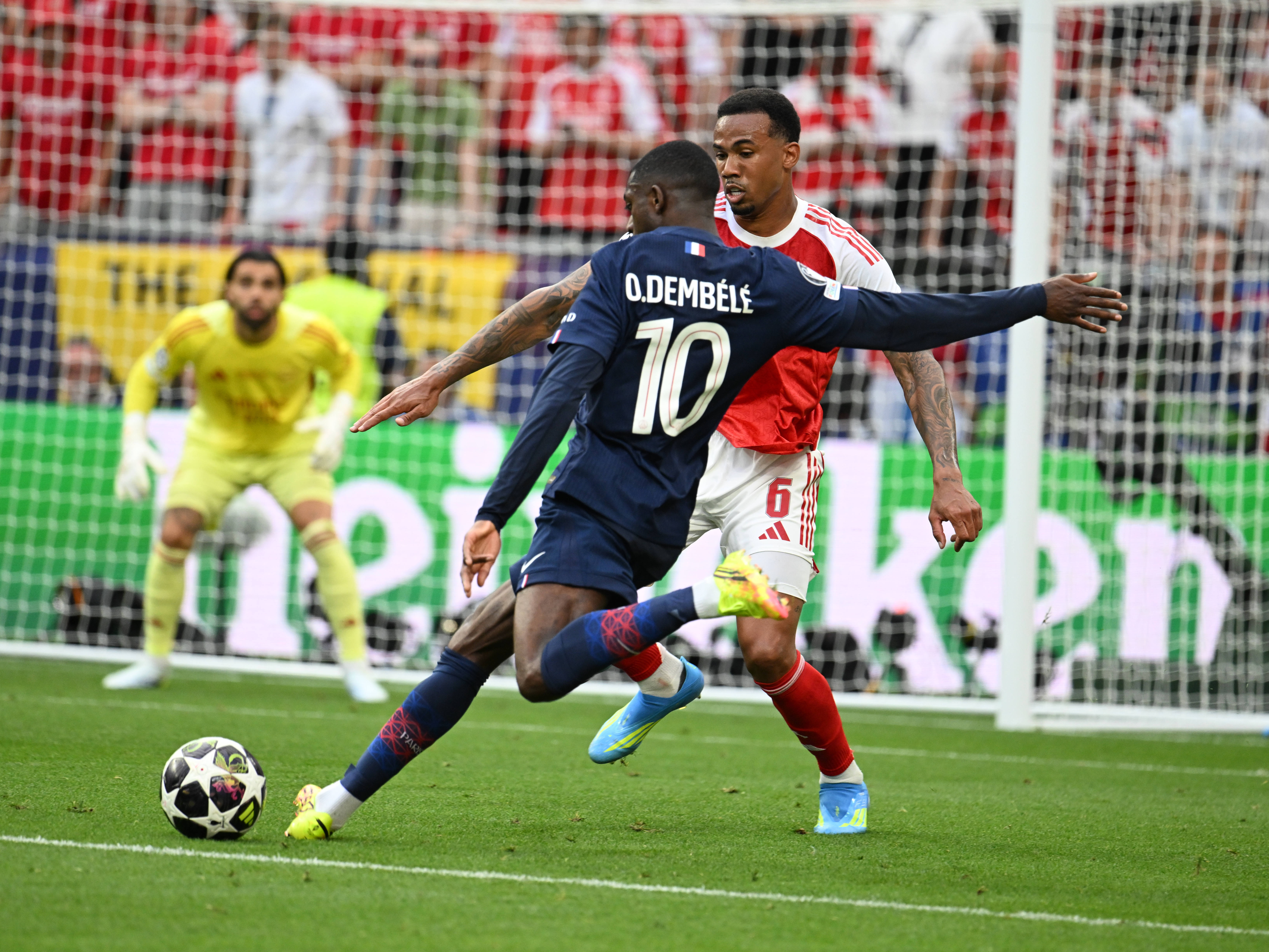 Imagine Stire Pentru prima dată în ultimii 10 ani! Detaliul inedit în finala Champions League dintre PSG și Arsenal | 2review.ro