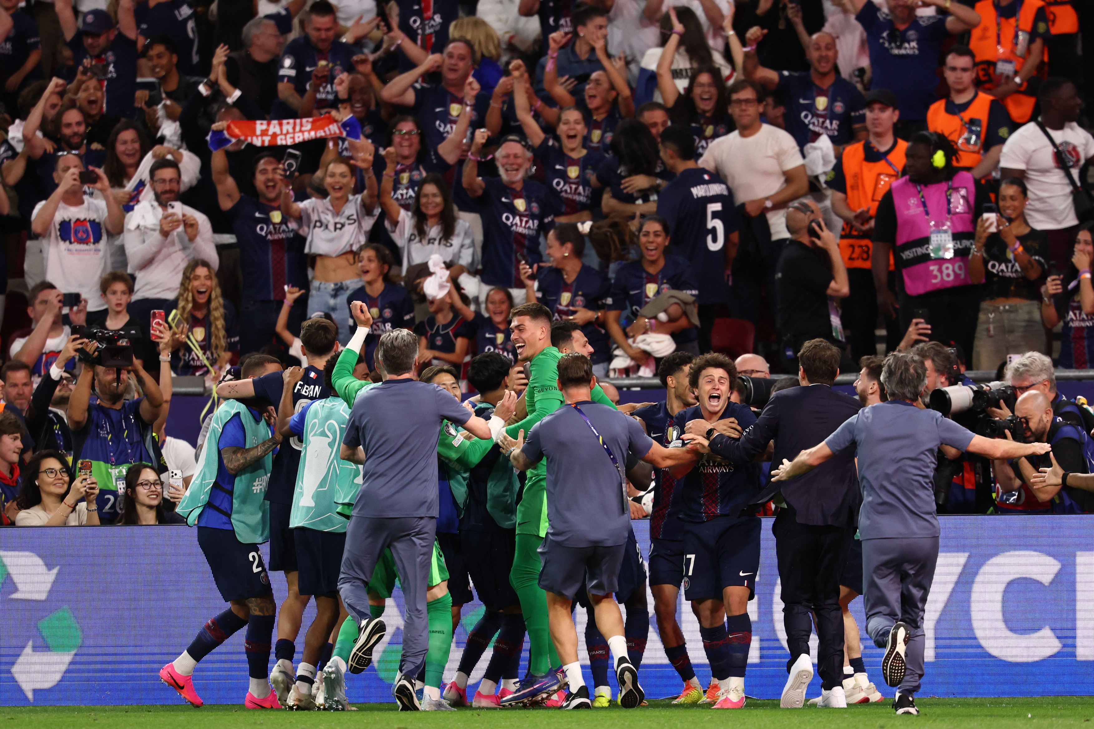 Imagine Stire Prima reacție a francezilor, după ce PSG a câștigat Champions League | 2review.ro