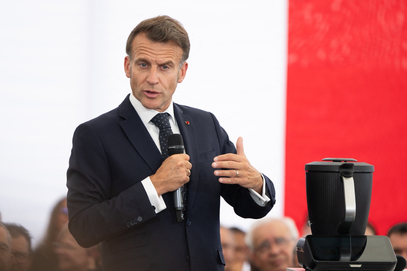 Imagine Stire Emmanuel Macron a reacționat imediat după finala Champions League, PSG - Arsenal | 2review.ro
